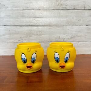 Vintage 1992 Promotional Warner Bro's Tweety-Bird Collector Cups Mugs Kitchen